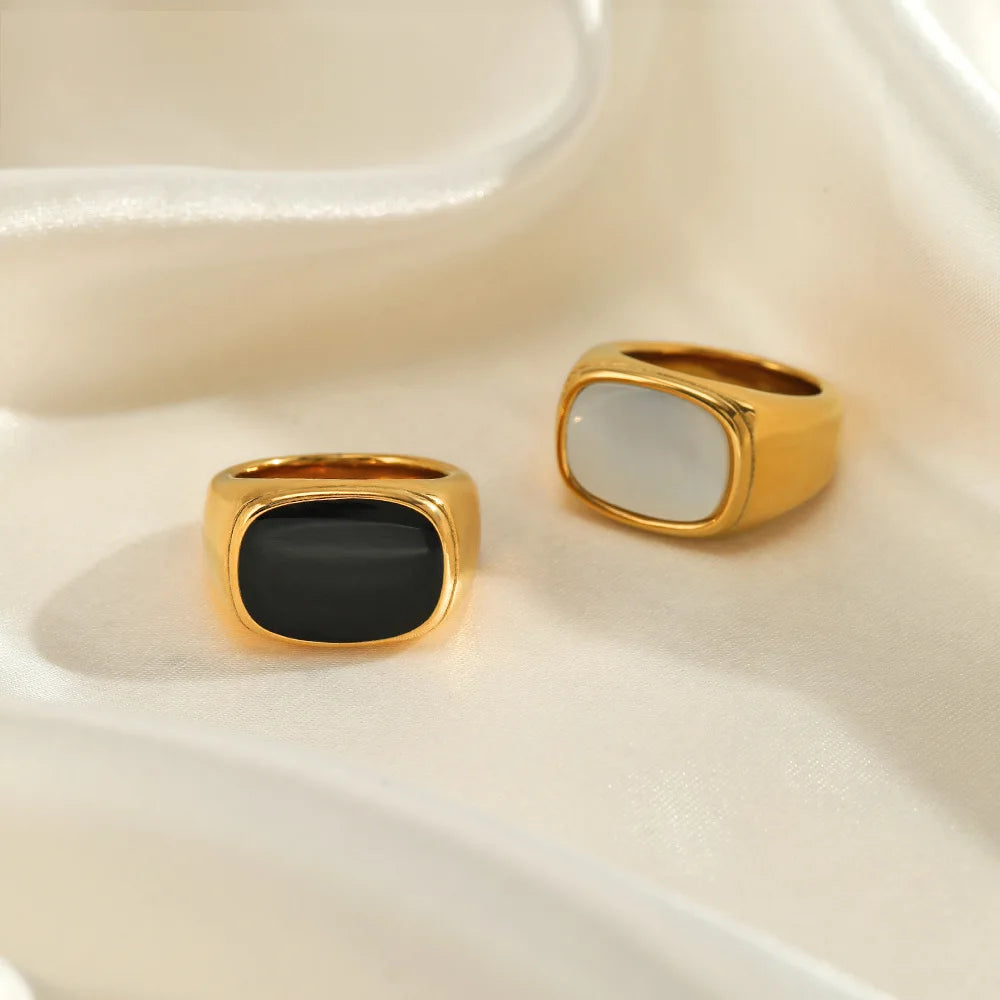 Bold Shell Square Ring