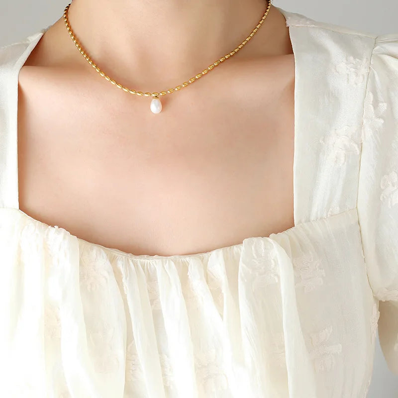 Glorious Beads Pearl Choker