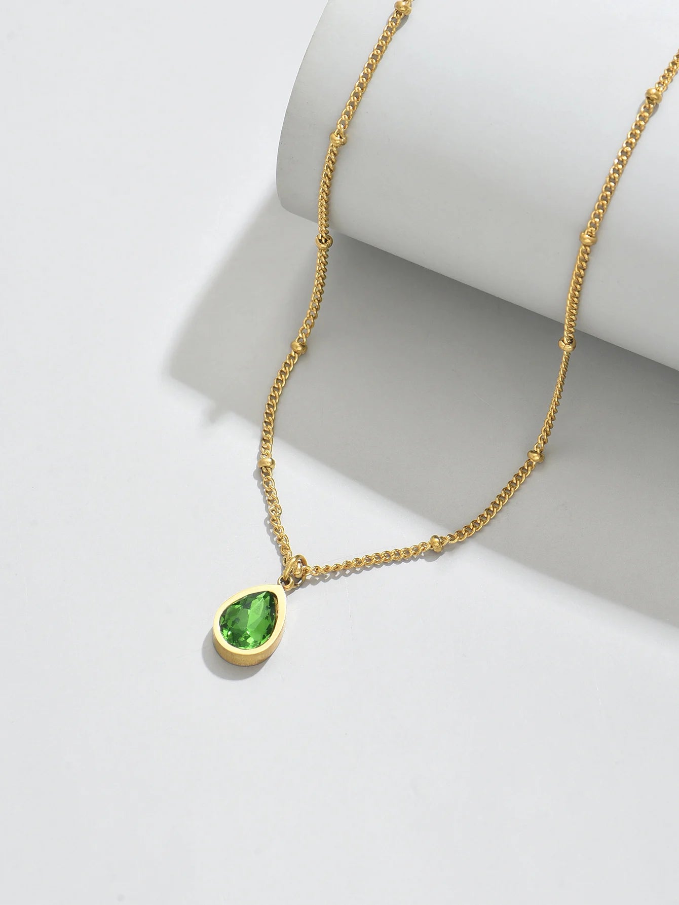 Luxe Teardrop Pendant Chain