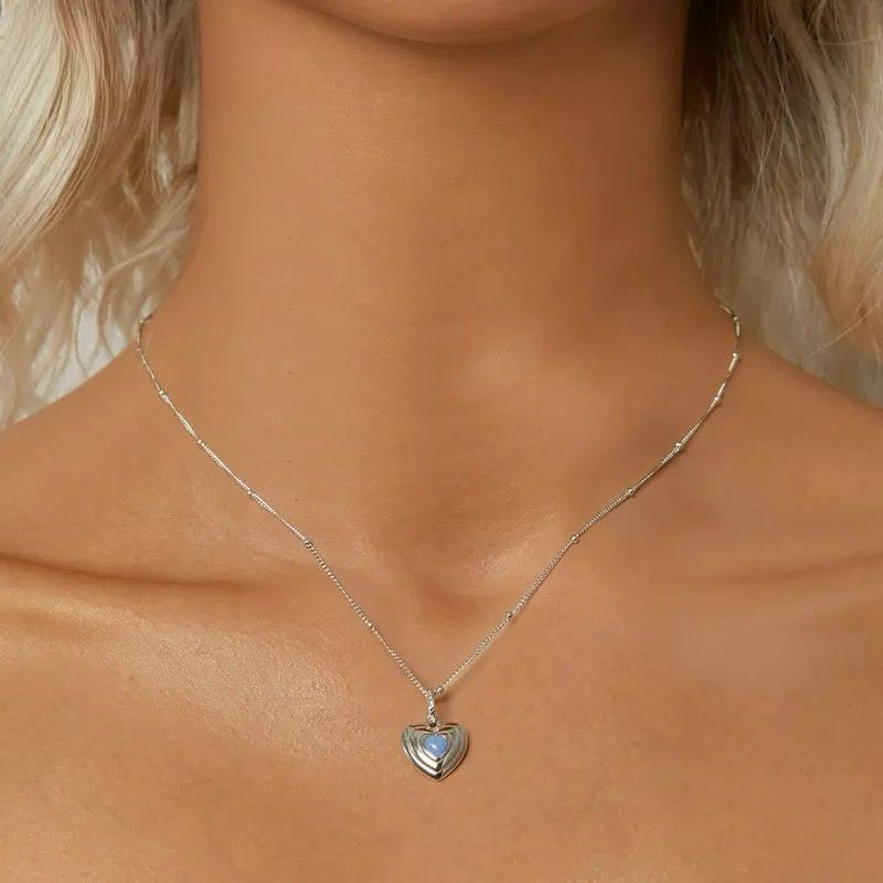 Luminous Heart Pendant Necklace