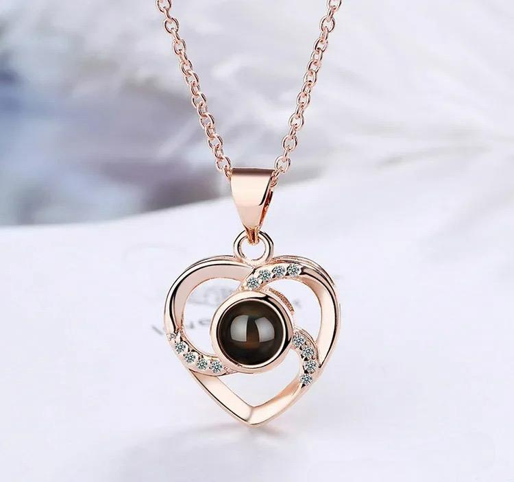 Projection Heart Pendant Necklace